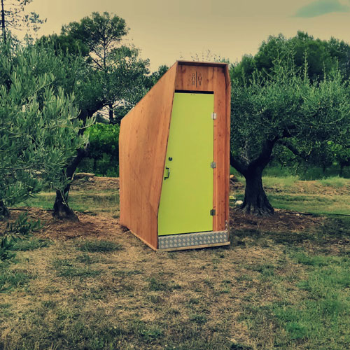 toilette sèche vip dans la nature